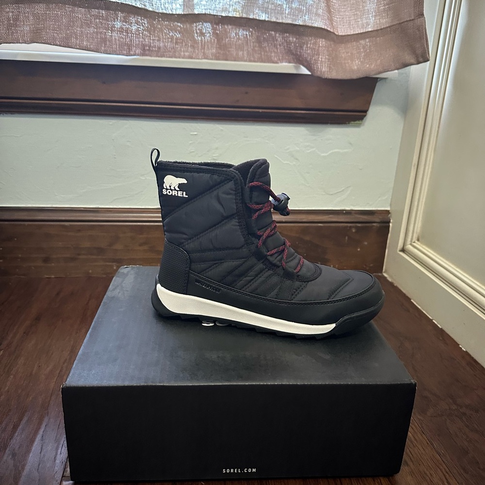 Sorel Black Rain & Snow Boots with Waterproof Design (NWT)